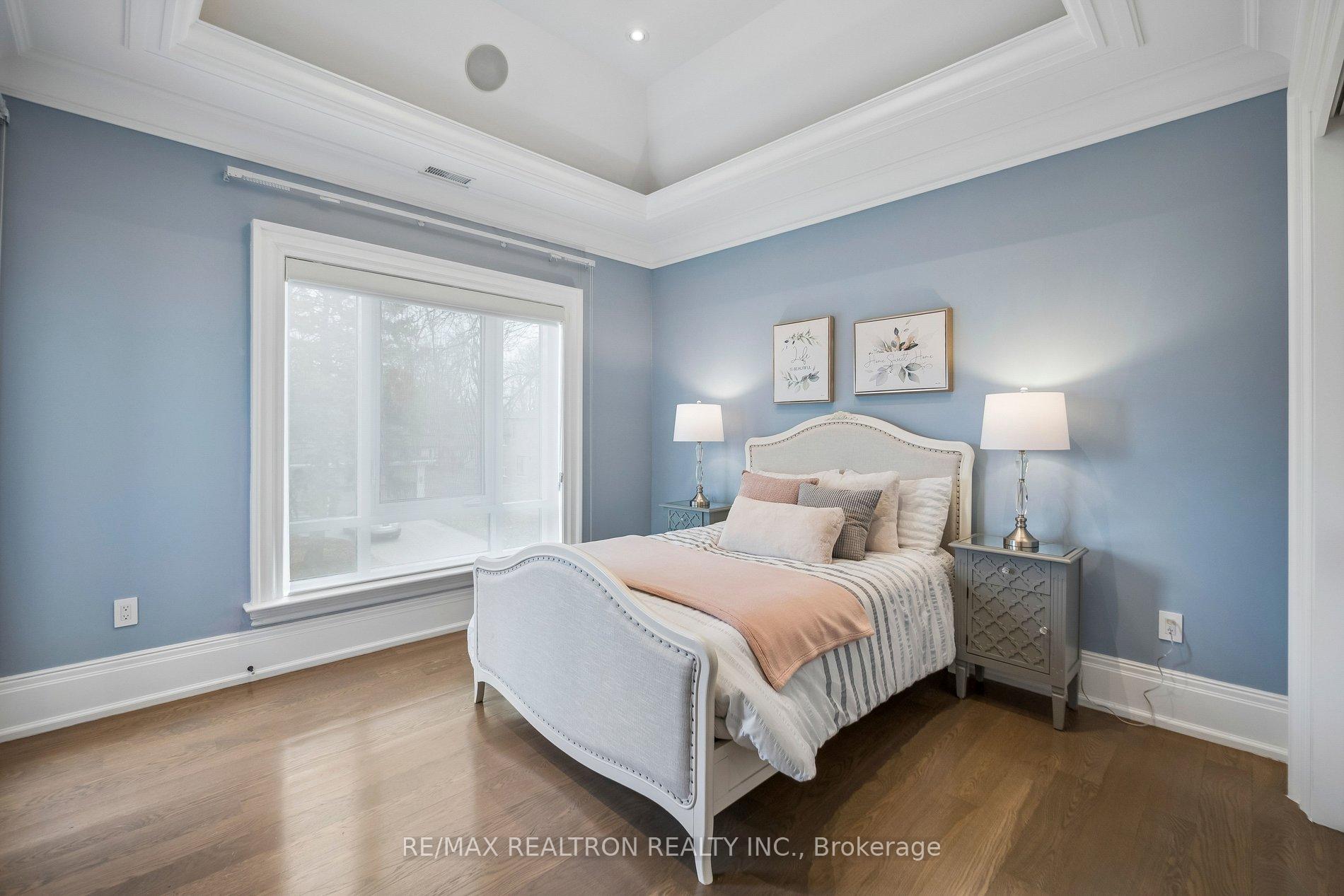 Photo 37 of 12 Miner Circle, Markham, Unionville — HOMEH
