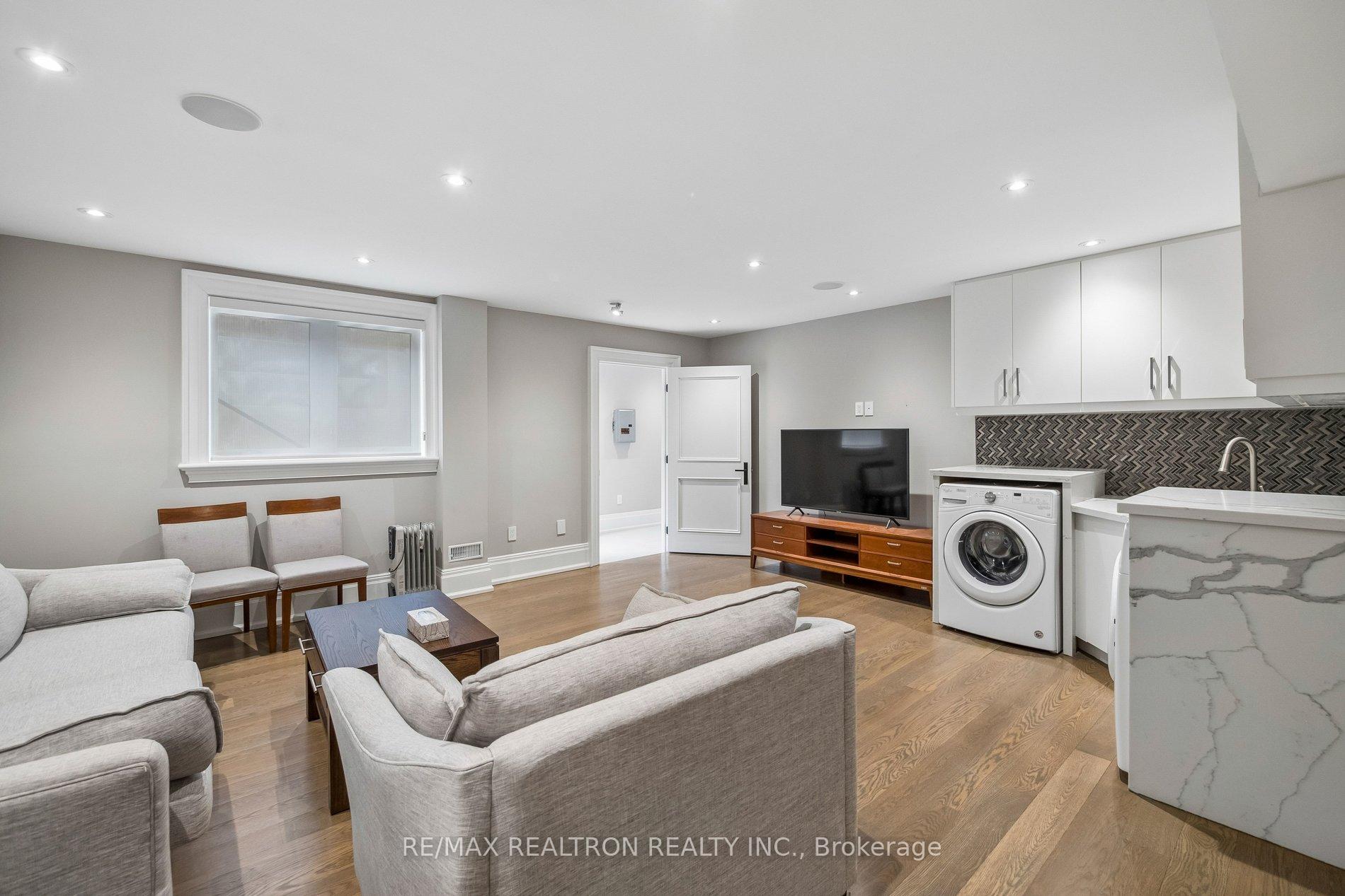 Photo 42 of 12 Miner Circle, Markham, Unionville — HOMEH