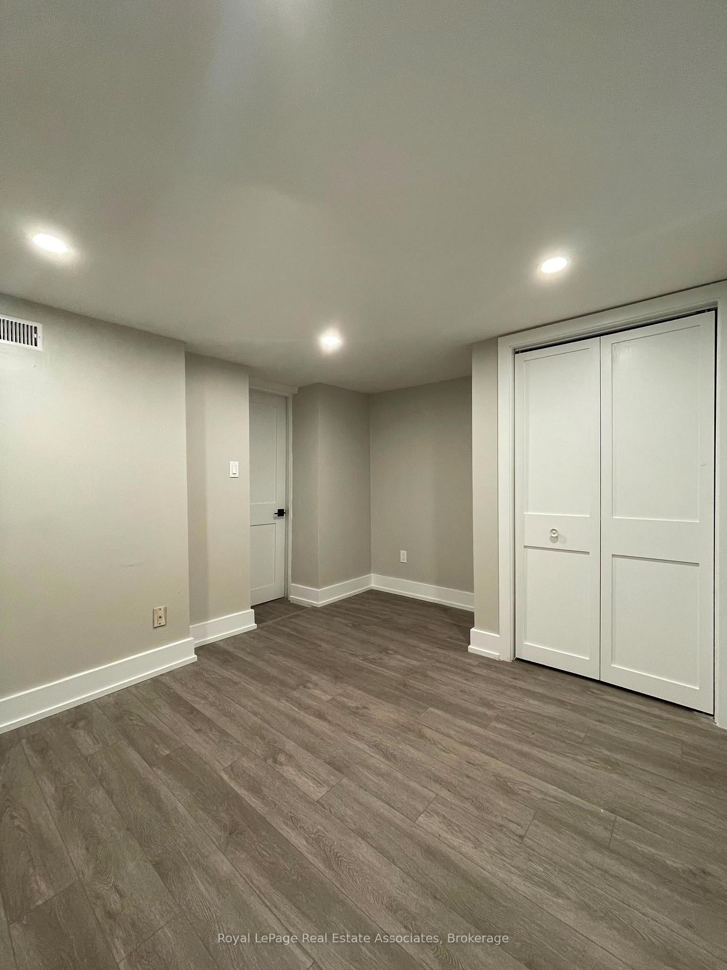 Photo 5 of 526 King Street E, Hamilton, Landsdale — HOMEH