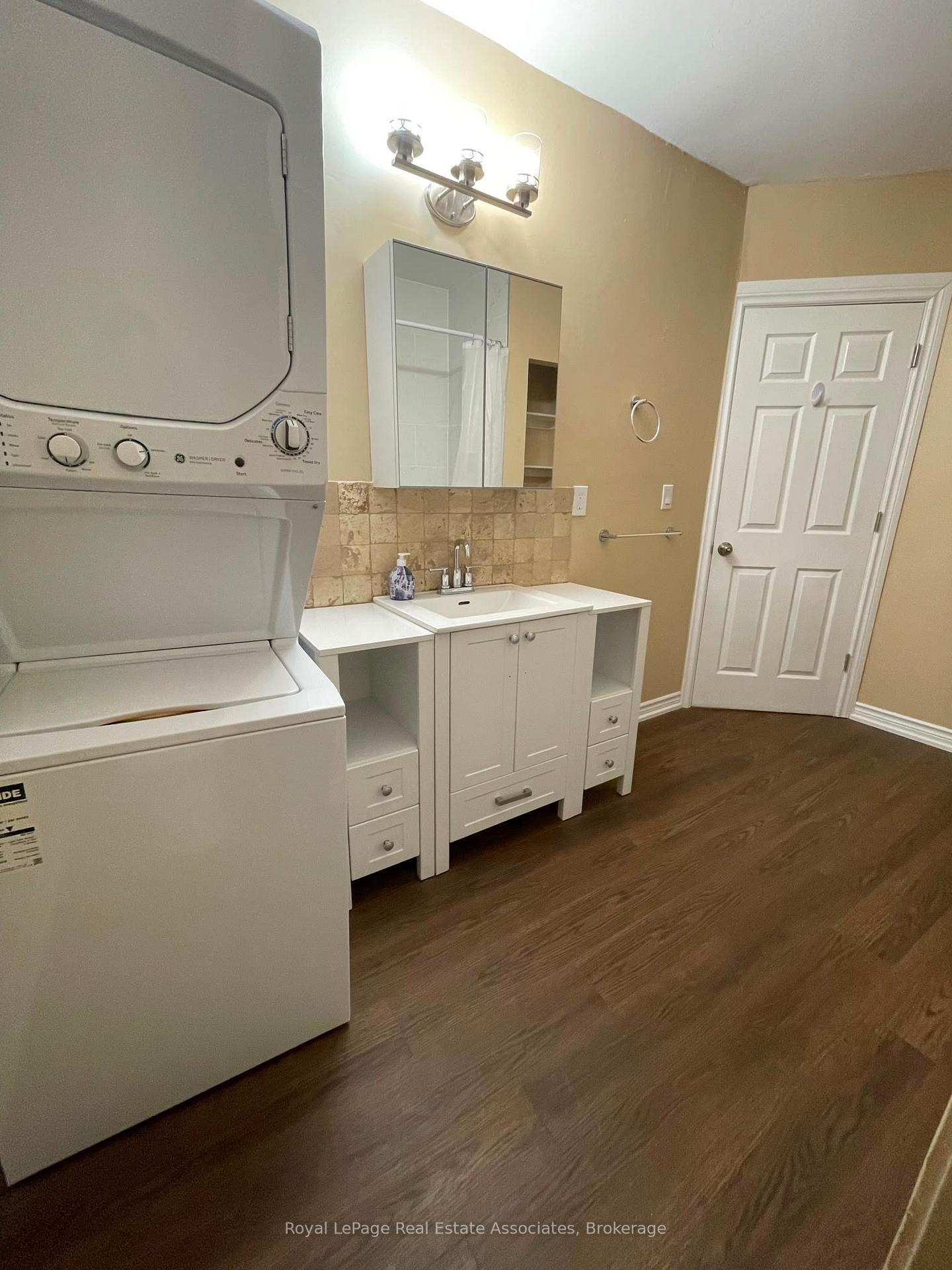 Photo 18 of 526 King Street E, Hamilton, Landsdale — HOMEH