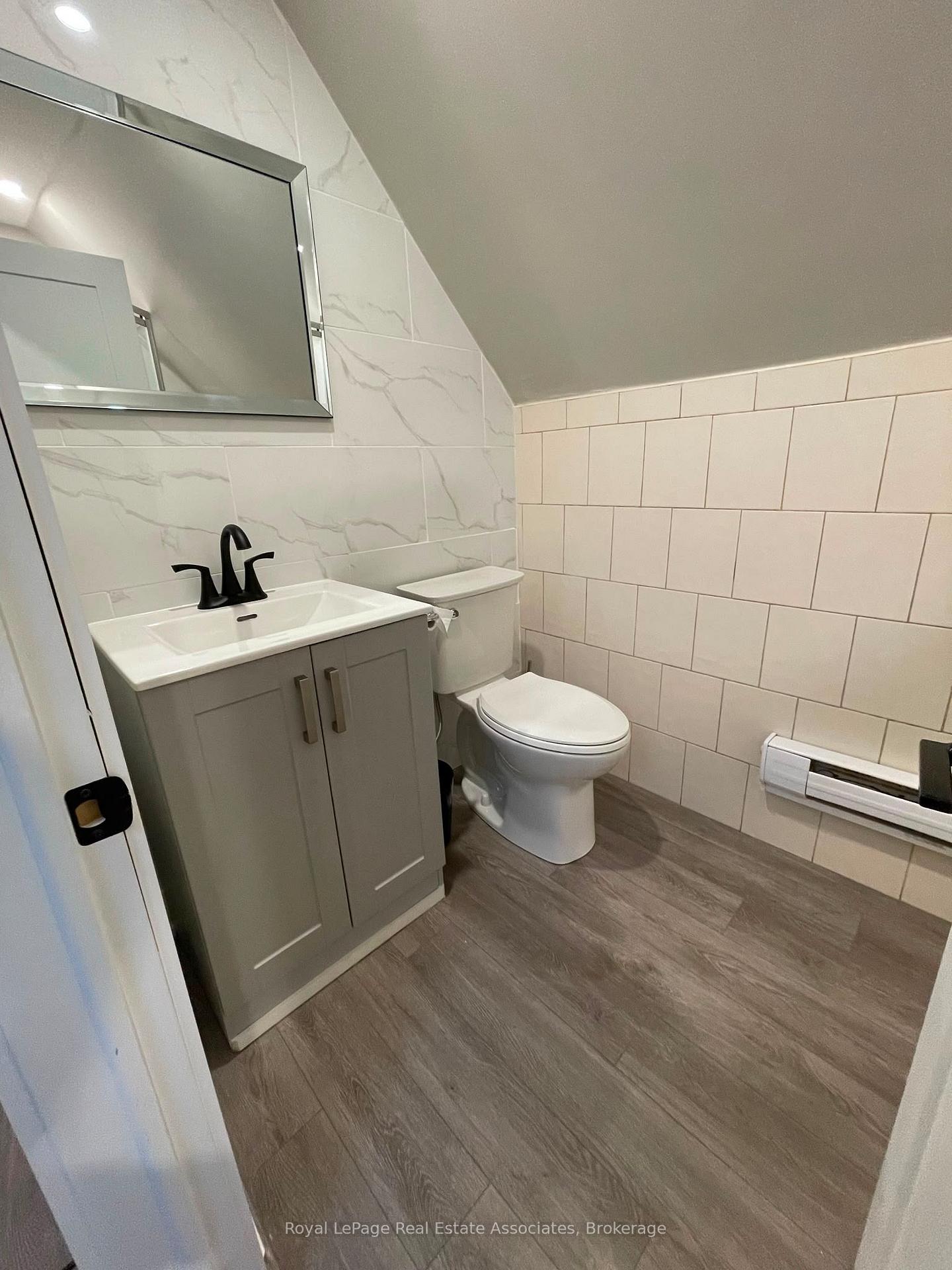 Photo 28 of 526 King Street E, Hamilton, Landsdale — HOMEH