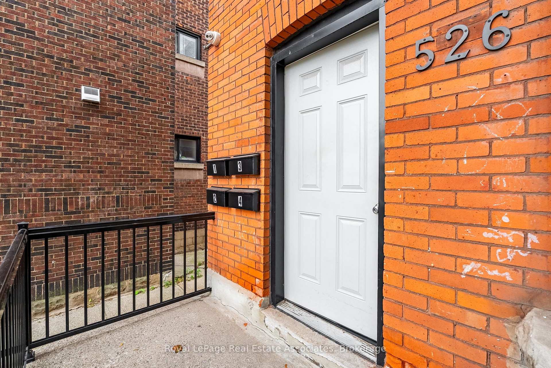 Photo 34 of 526 King Street E, Hamilton, Landsdale — HOMEH