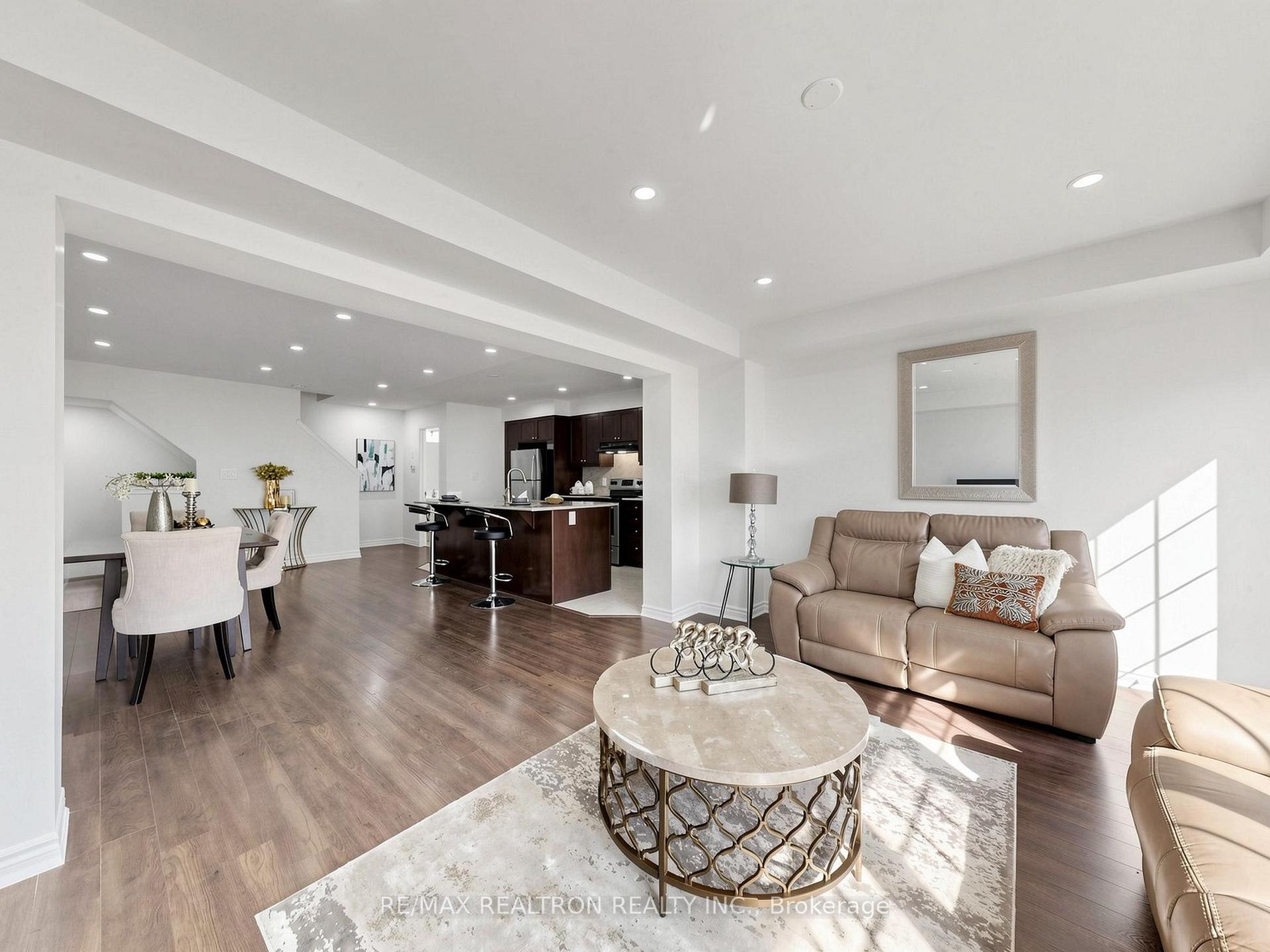 Photo 8 of 1072 Clipper Lane, Pickering, Rural Pickering — HOMEH
