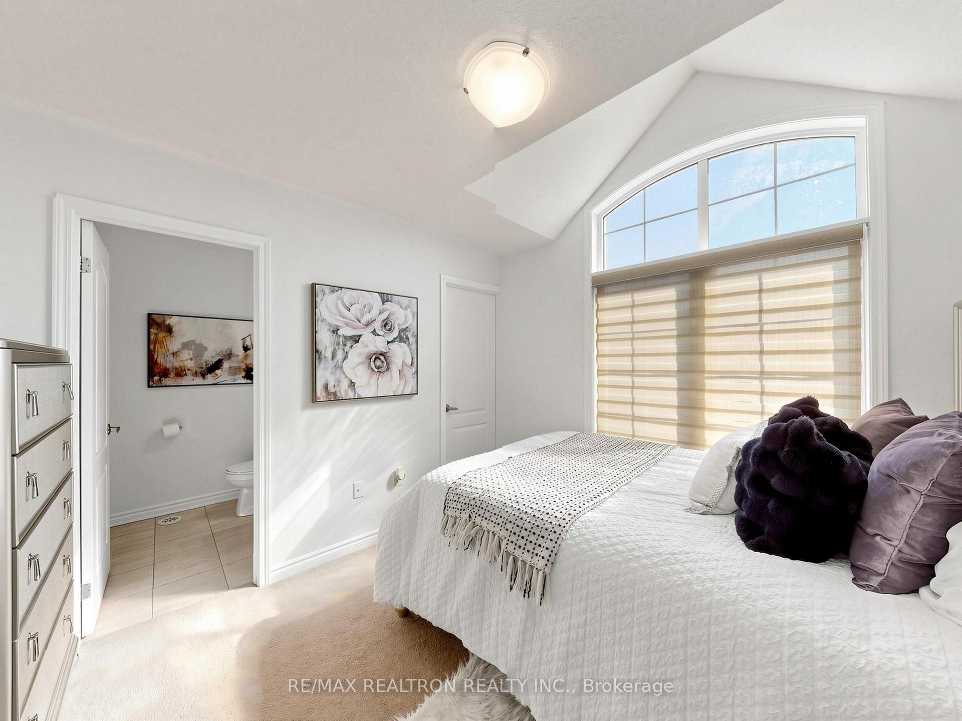 Photo 24 of 1072 Clipper Lane, Pickering, Rural Pickering — HOMEH