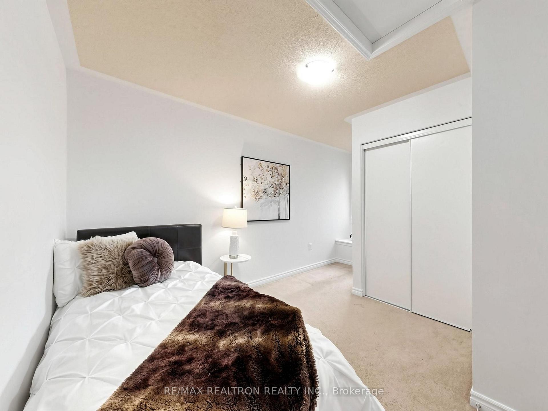 Photo 32 of 1072 Clipper Lane, Pickering, Rural Pickering — HOMEH