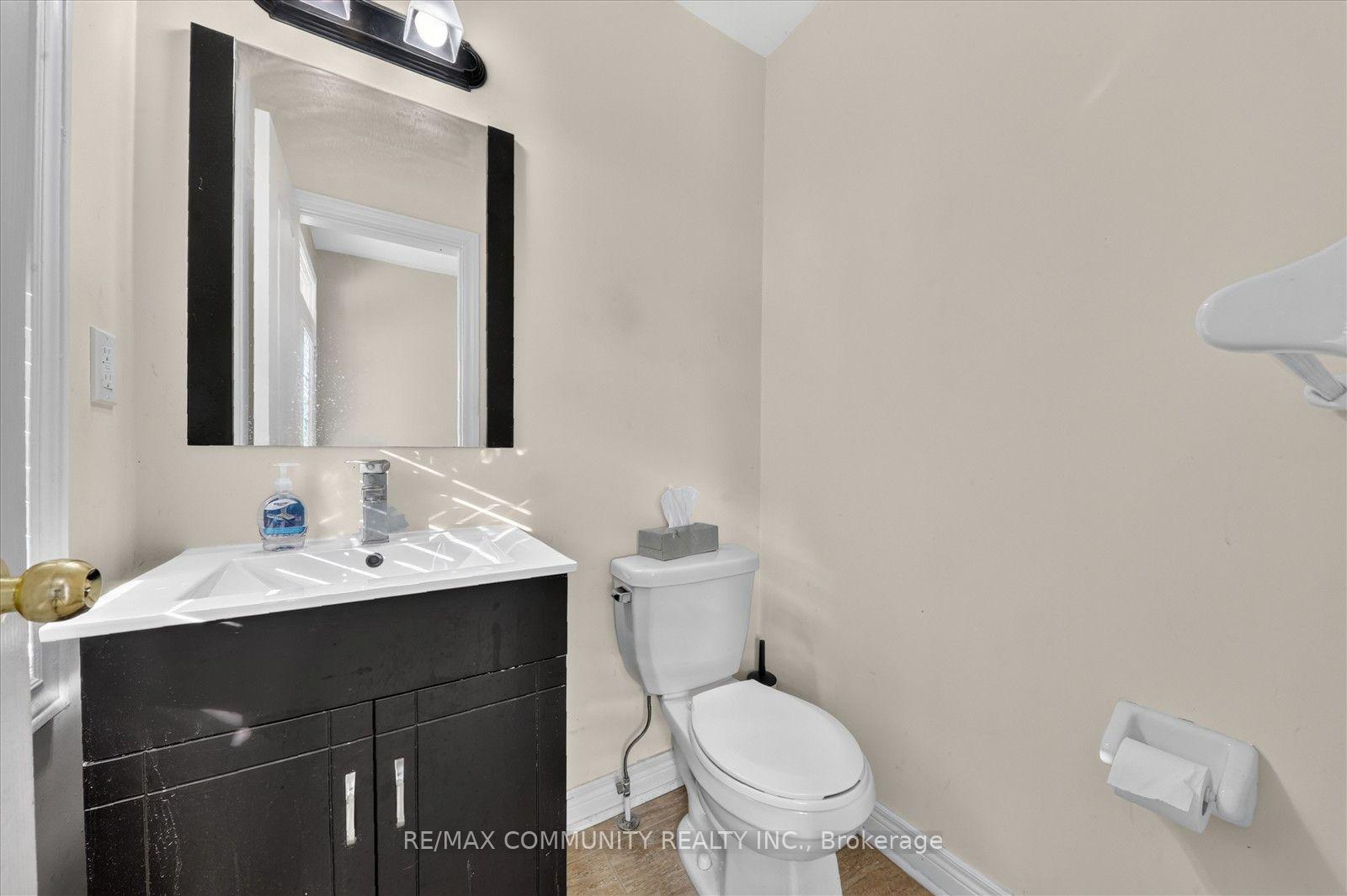 Photo 7 of Unit Main, 1550 Bruny Avenue, Pickering, Duffin Heights — HOMEH