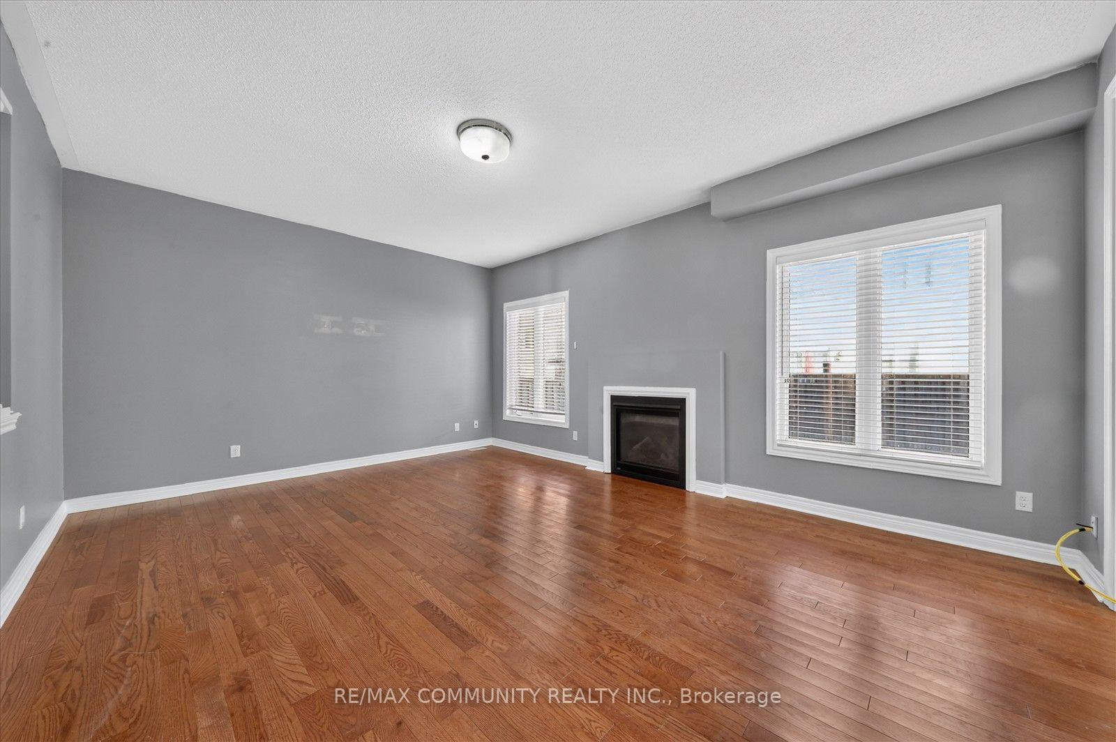 Photo 10 of Unit Main, 1550 Bruny Avenue, Pickering, Duffin Heights — HOMEH