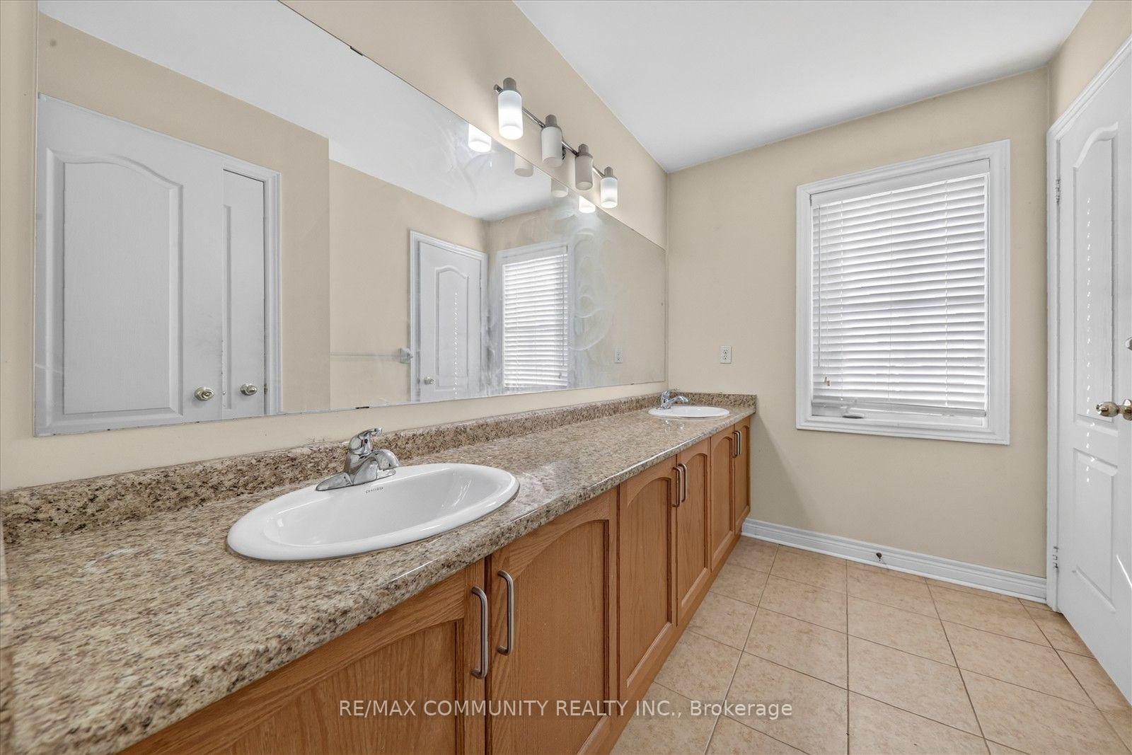 Photo 26 of Unit Main, 1550 Bruny Avenue, Pickering, Duffin Heights — HOMEH