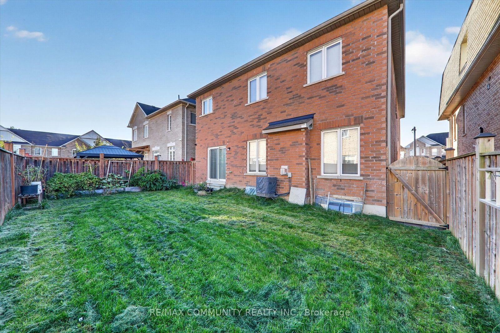 Photo 40 of Unit Main, 1550 Bruny Avenue, Pickering, Duffin Heights — HOMEH