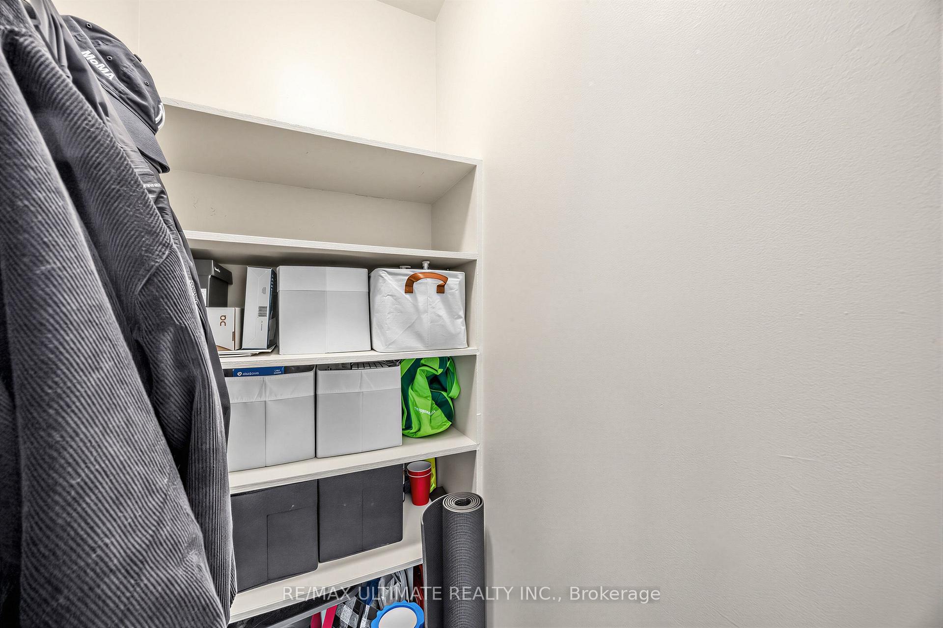 Photo 10 of Unit 603, 720 Spadina Avenue, Toronto, University — HOMEH