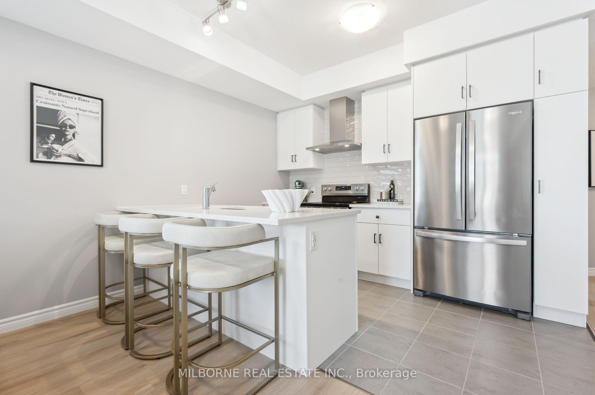 Photo 4 of 20 Thatcher Drive, Guelph, Kortright East — HOMEH