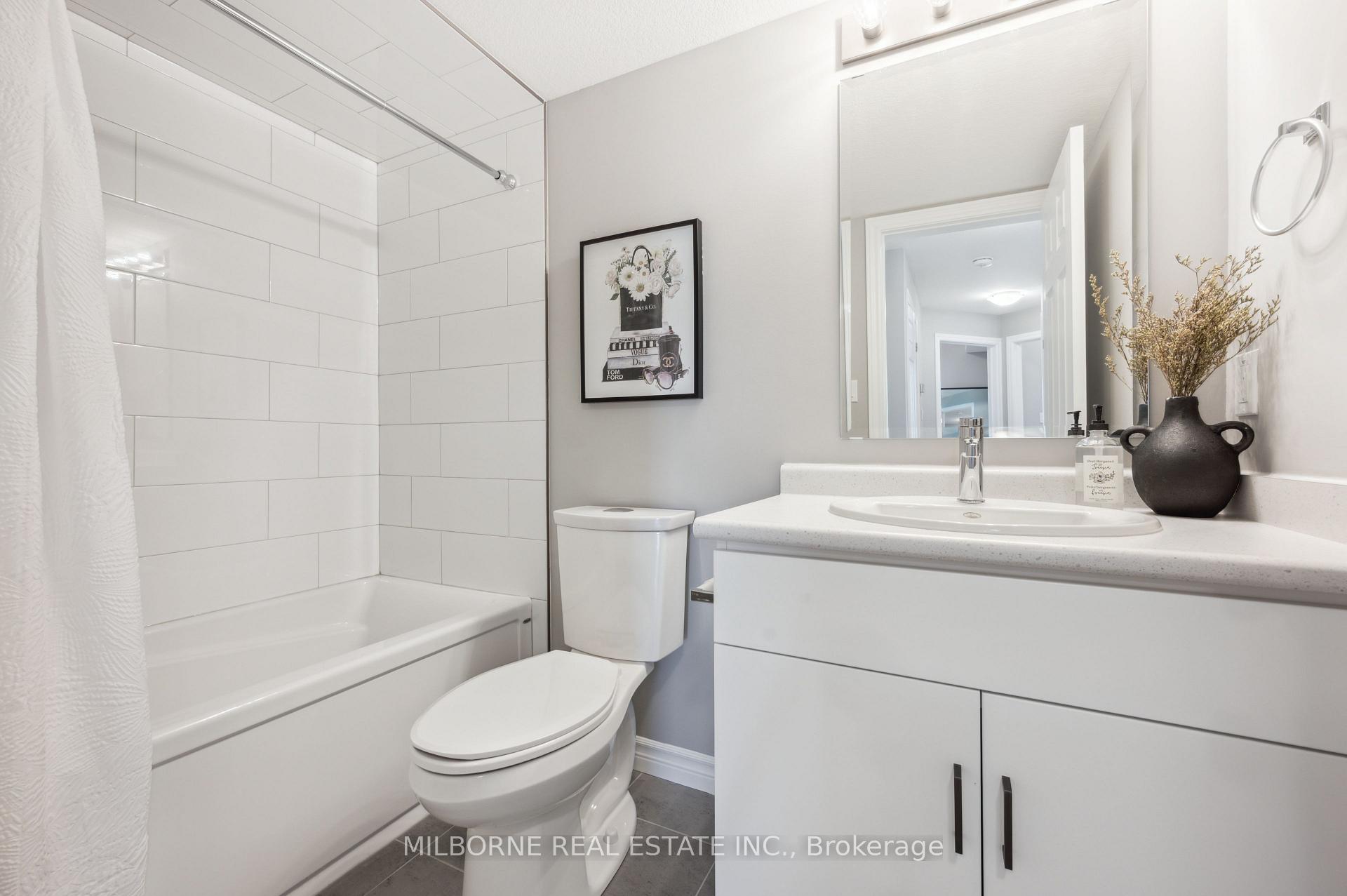 Photo 12 of 20 Thatcher Drive, Guelph, Kortright East — HOMEH
