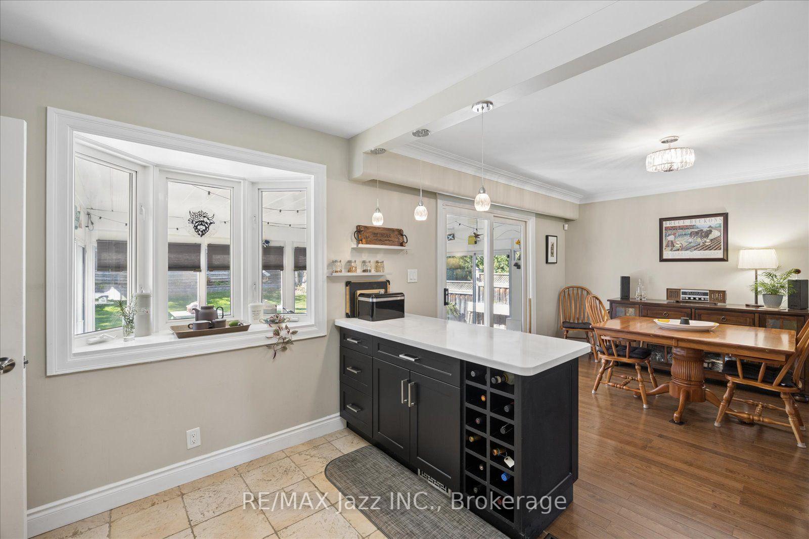 Photo 16 of 700 Grierson Street, Oshawa, Centennial — HOMEH