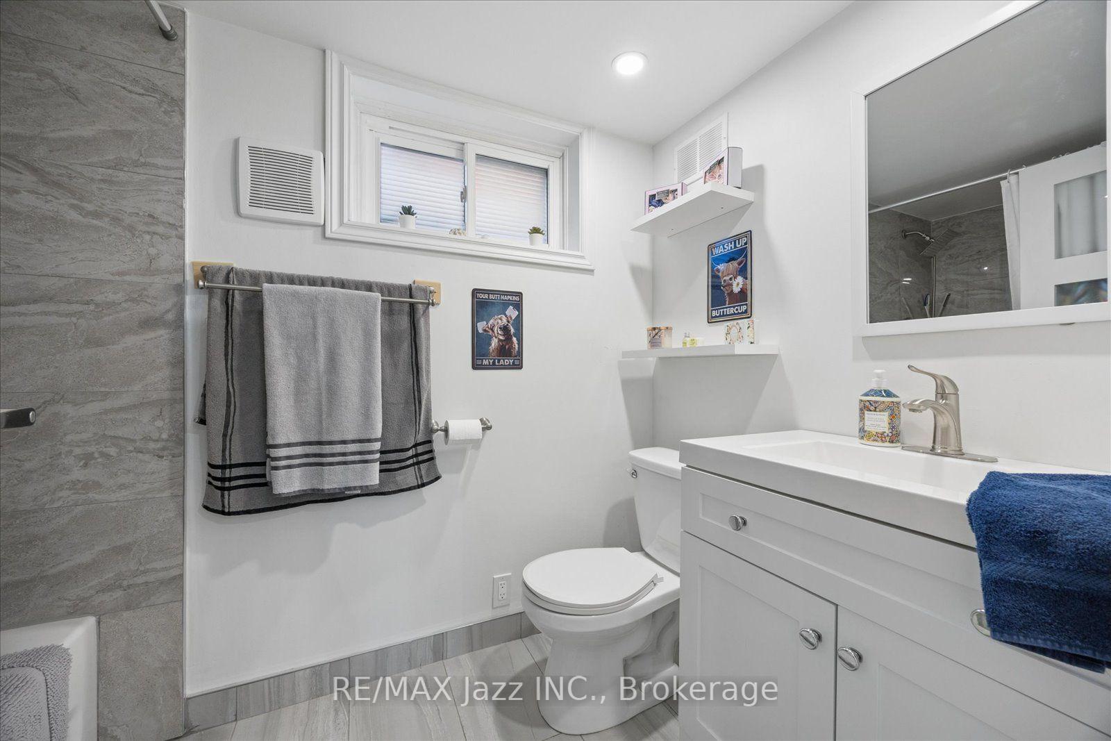 Photo 36 of 700 Grierson Street, Oshawa, Centennial — HOMEH