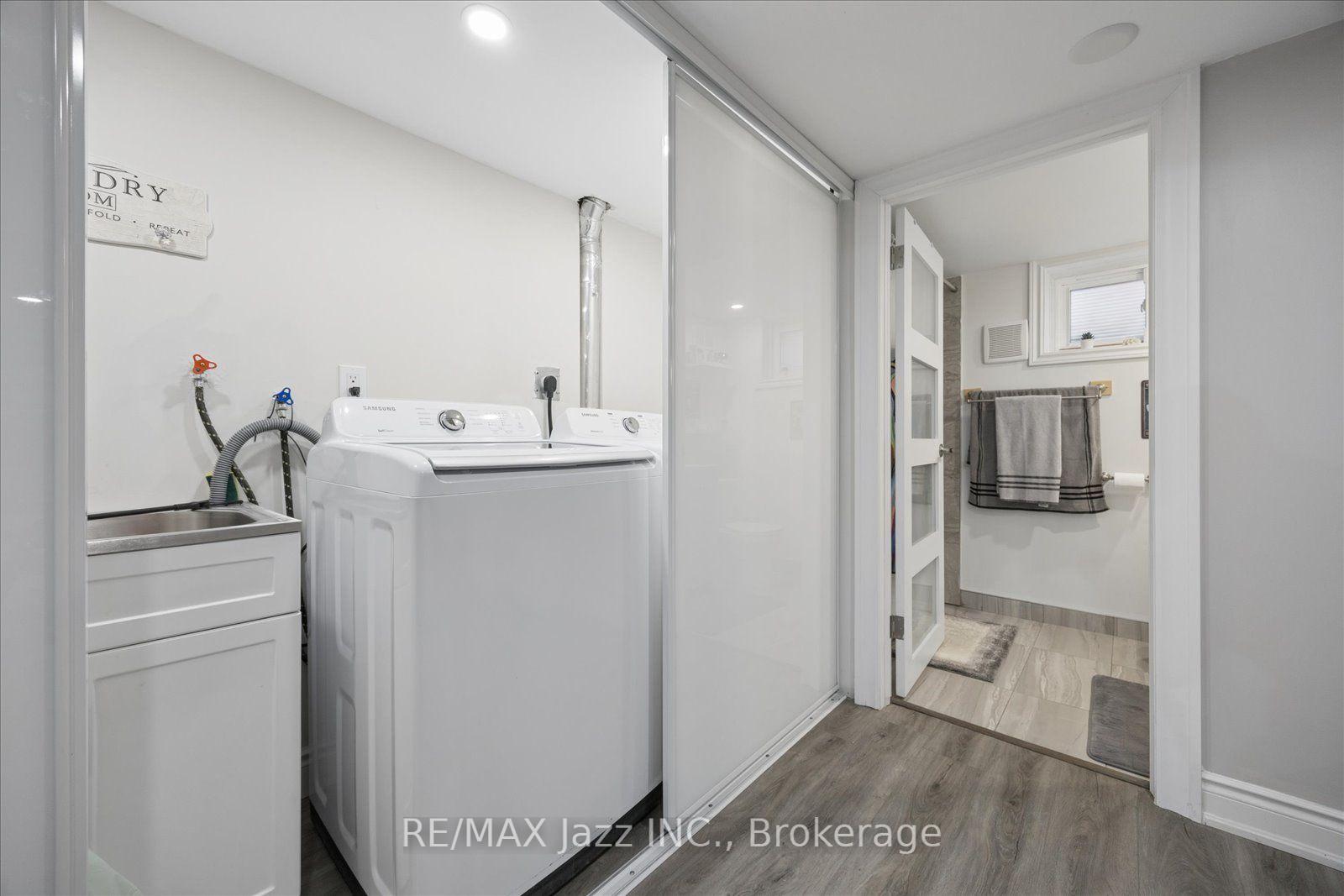 Photo 37 of 700 Grierson Street, Oshawa, Centennial — HOMEH