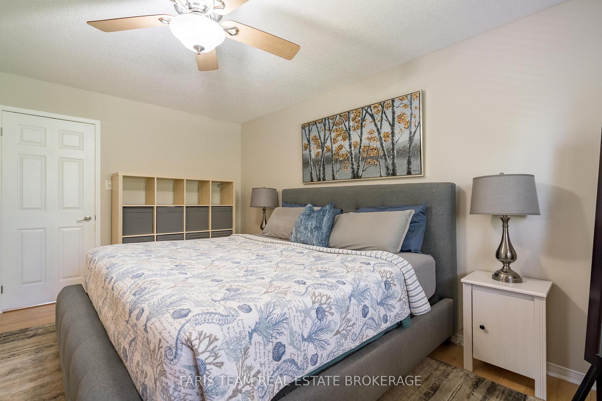 Photo 18 of 4 Bluegrass Drive, Barrie, Holly — HOMEH