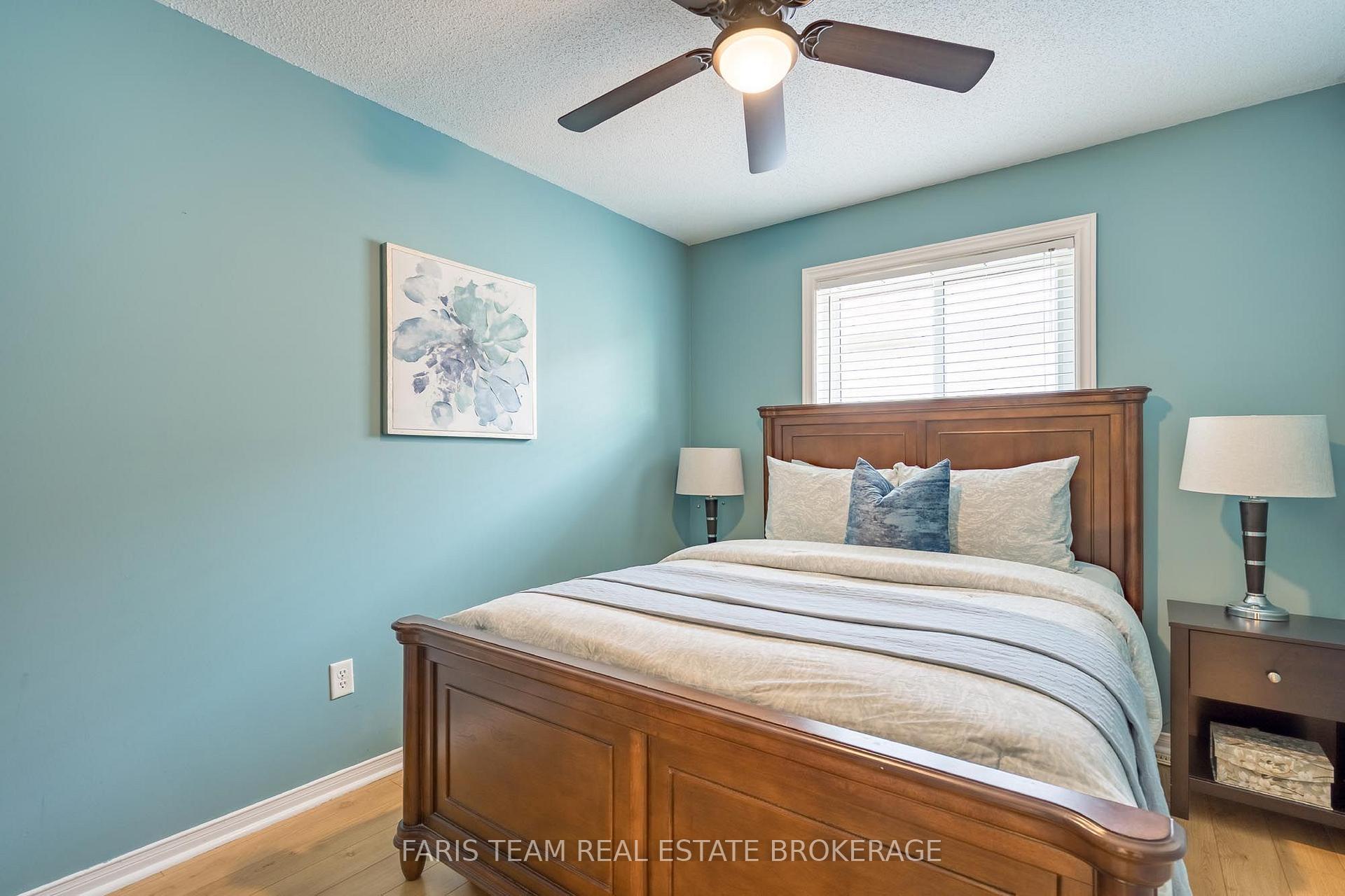 Photo 21 of 4 Bluegrass Drive, Barrie, Holly — HOMEH