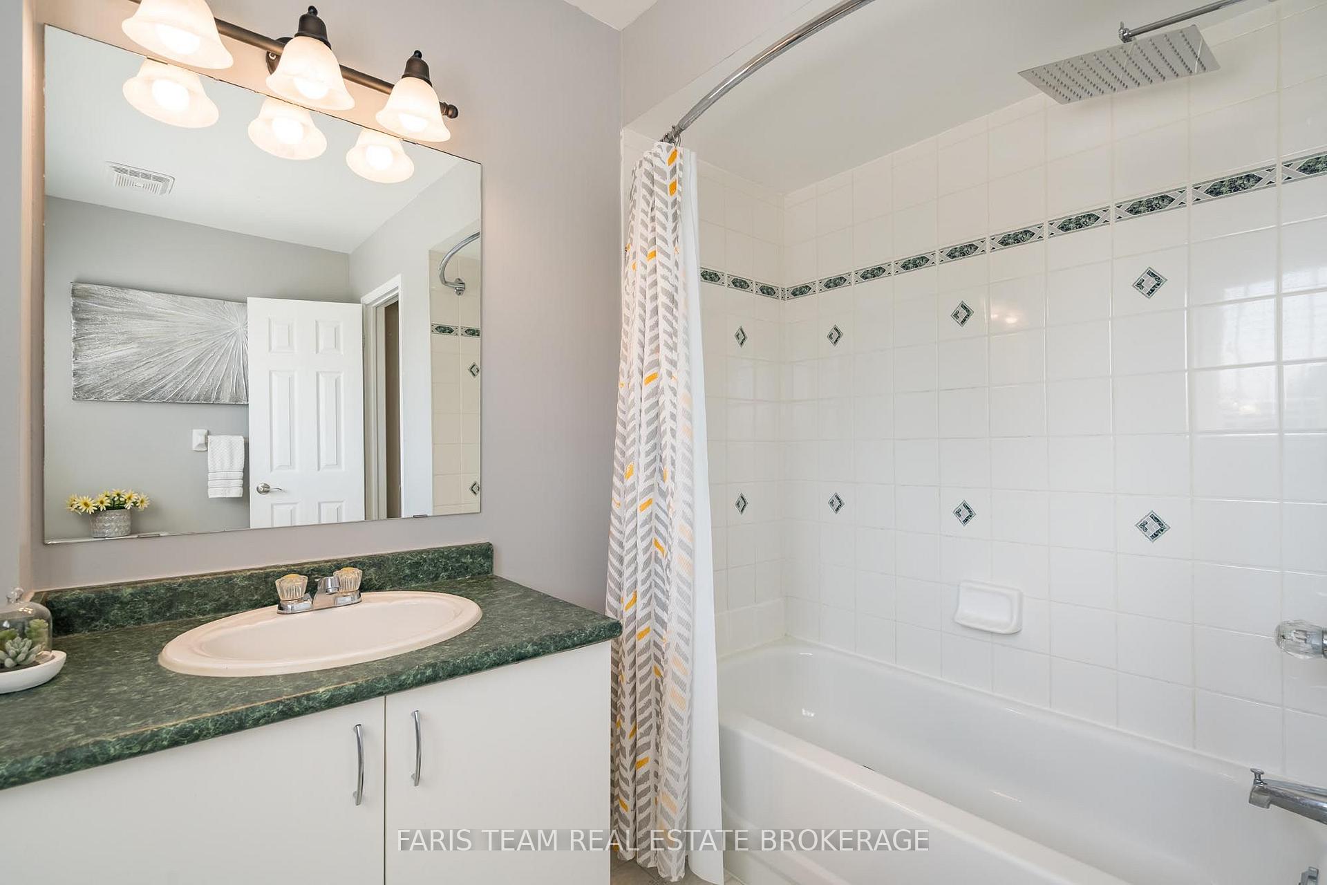 Photo 24 of 4 Bluegrass Drive, Barrie, Holly — HOMEH
