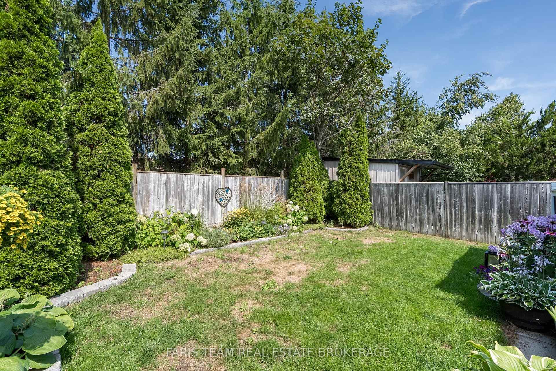 Photo 32 of 4 Bluegrass Drive, Barrie, Holly — HOMEH