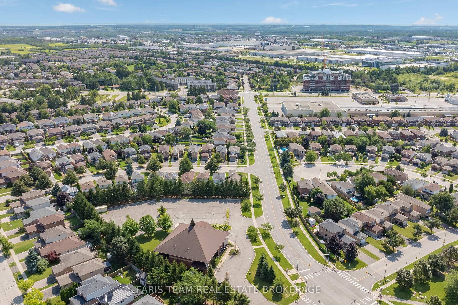 Photo 38 of 4 Bluegrass Drive, Barrie, Holly — HOMEH