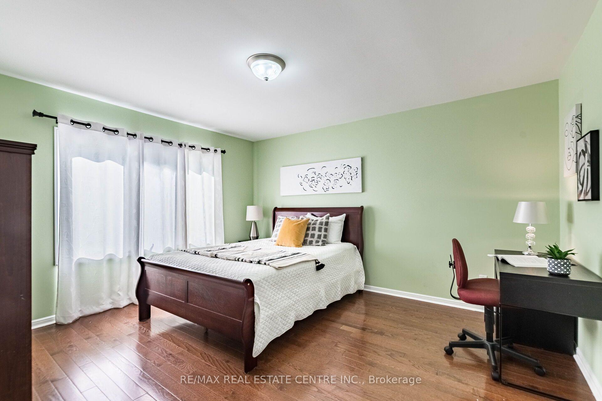 Photo 25 of 1153 Deer Run, Mississauga, Creditview — HOMEH