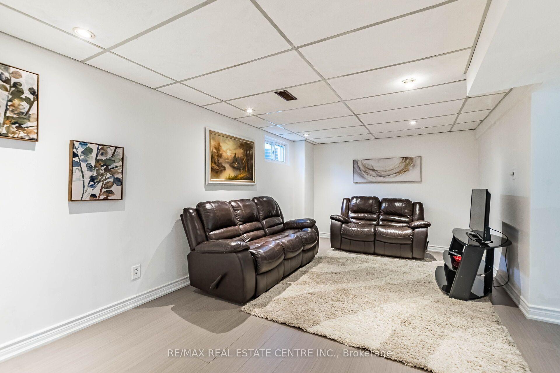 Photo 31 of 1153 Deer Run, Mississauga, Creditview — HOMEH