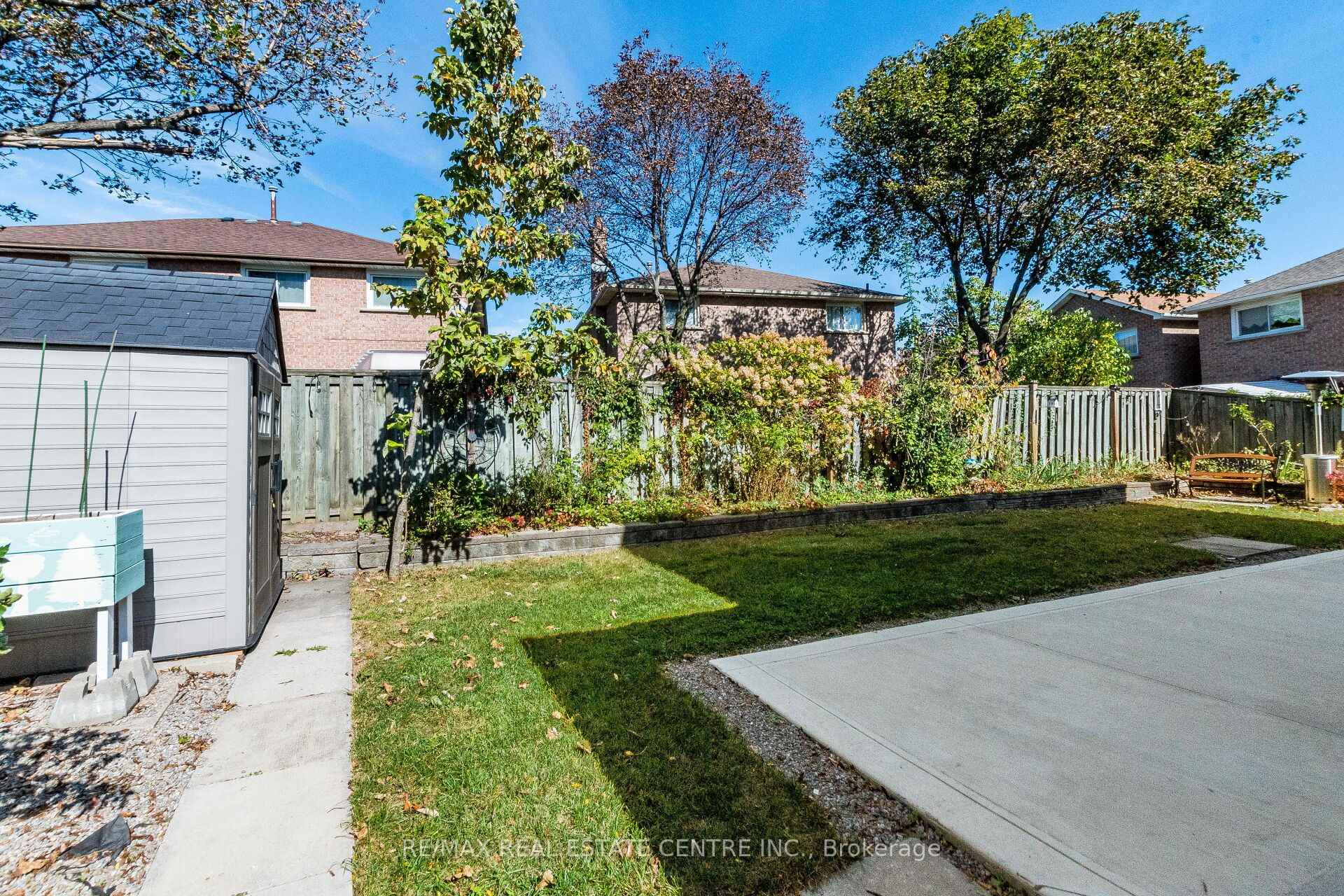 Photo 36 of 1153 Deer Run, Mississauga, Creditview — HOMEH