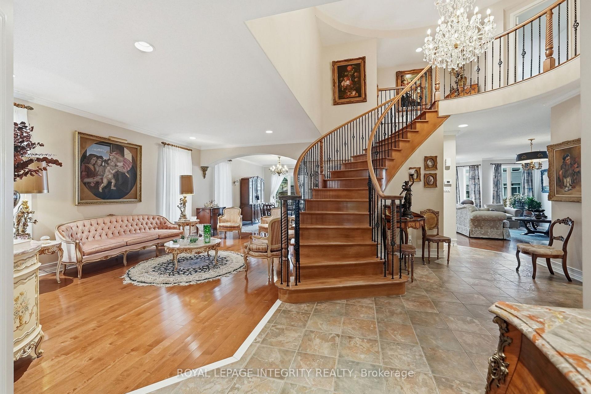 Photo 3 of 2169 Valenceville Crescent, Ottawa, Avalon East — HOMEH