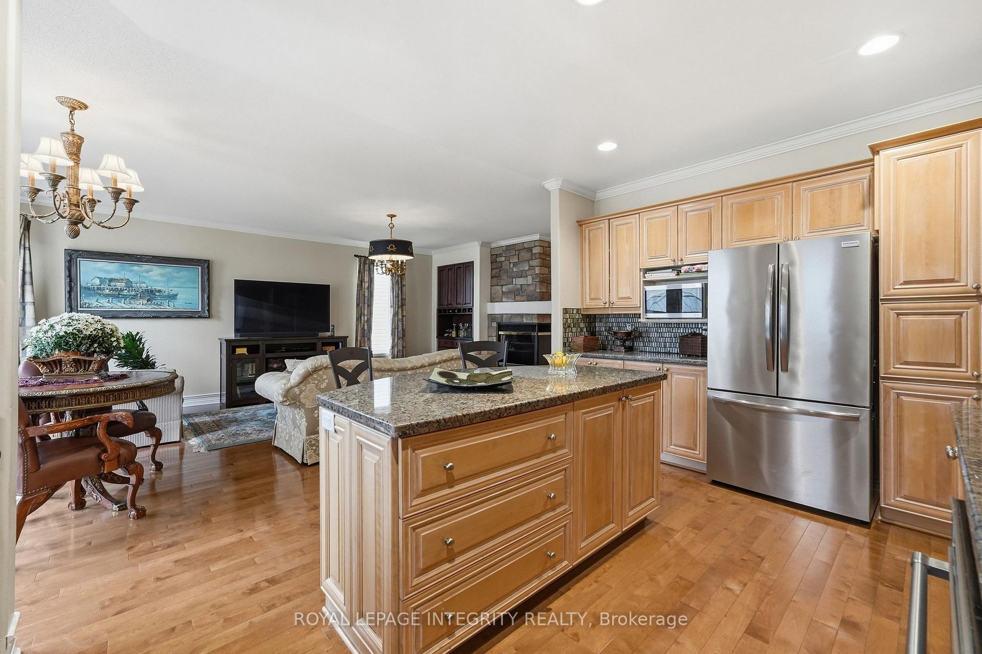 Photo 13 of 2169 Valenceville Crescent, Ottawa, Avalon East — HOMEH