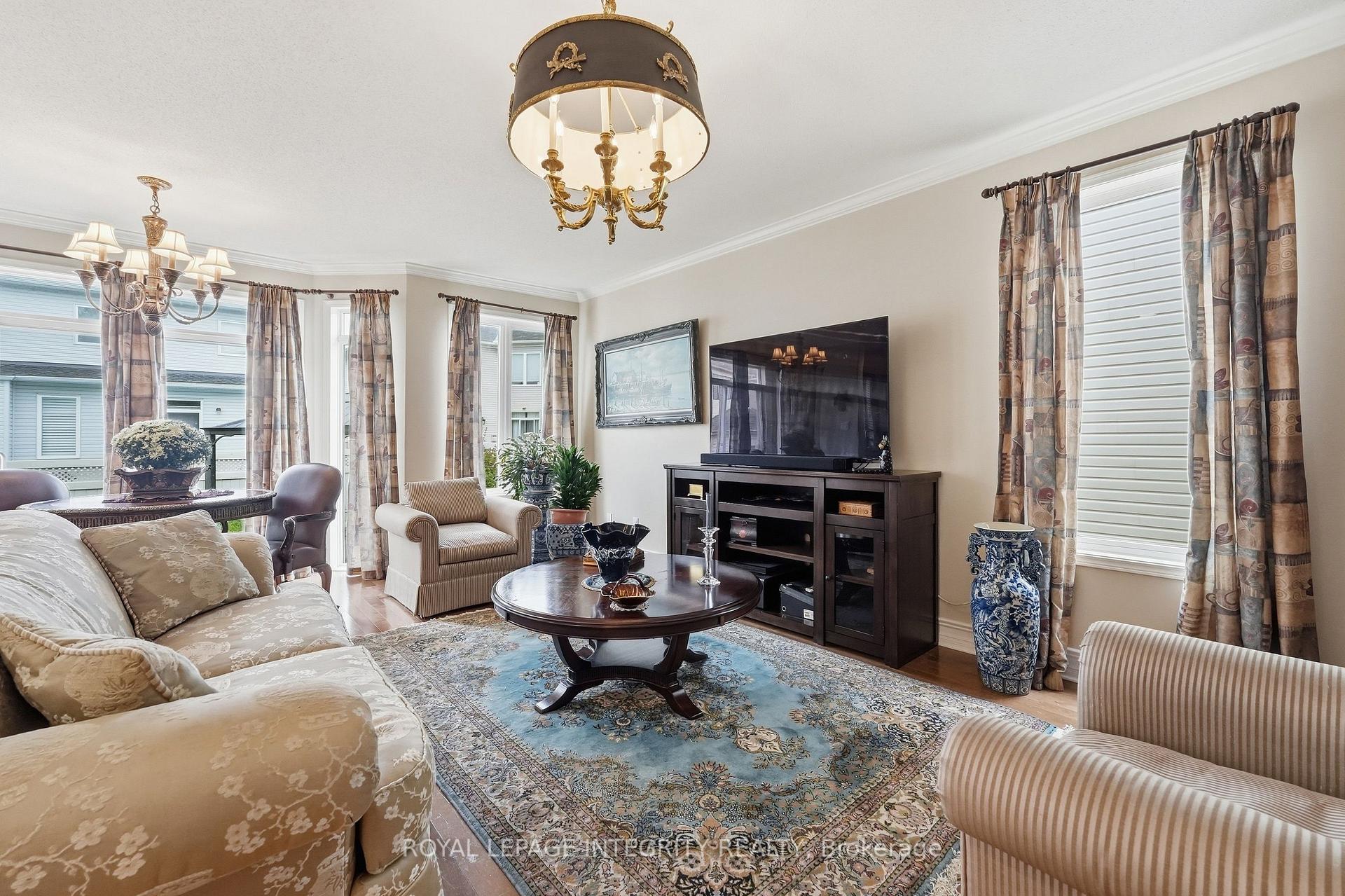 Photo 17 of 2169 Valenceville Crescent, Ottawa, Avalon East — HOMEH