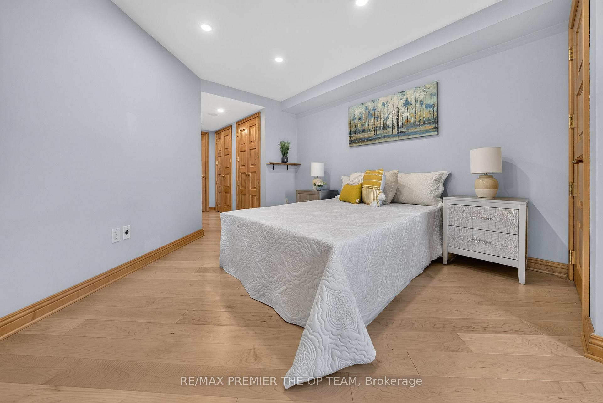 Photo 22 of Unit 404, 100 Arbors Lane, Vaughan, West Woodbridge — HOMEH