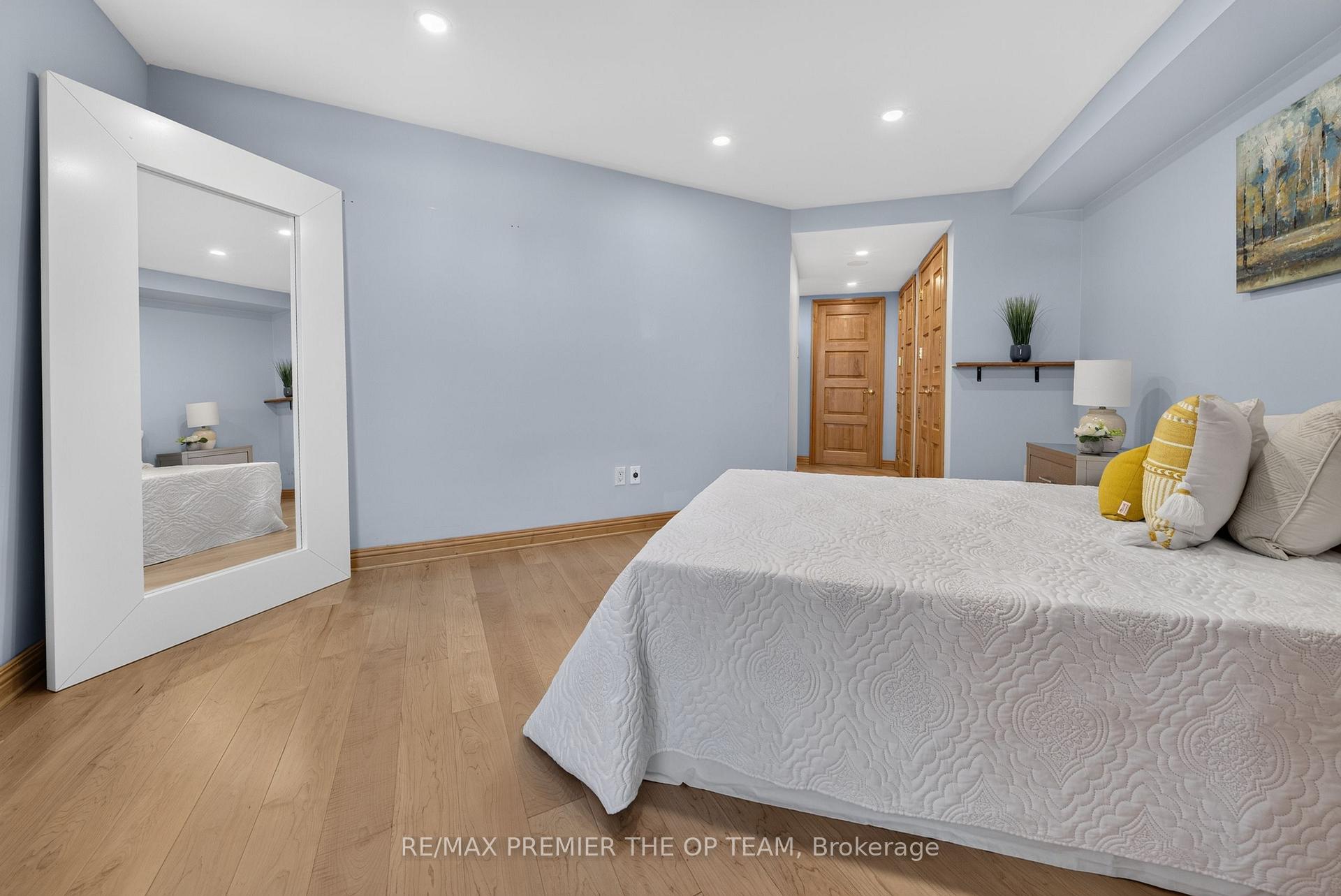 Photo 24 of Unit 404, 100 Arbors Lane, Vaughan, West Woodbridge — HOMEH