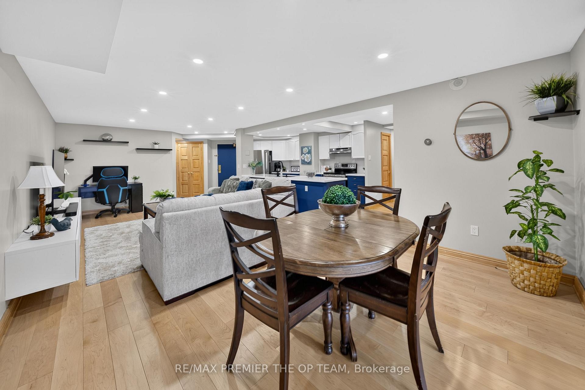 Photo 34 of Unit 404, 100 Arbors Lane, Vaughan, West Woodbridge — HOMEH