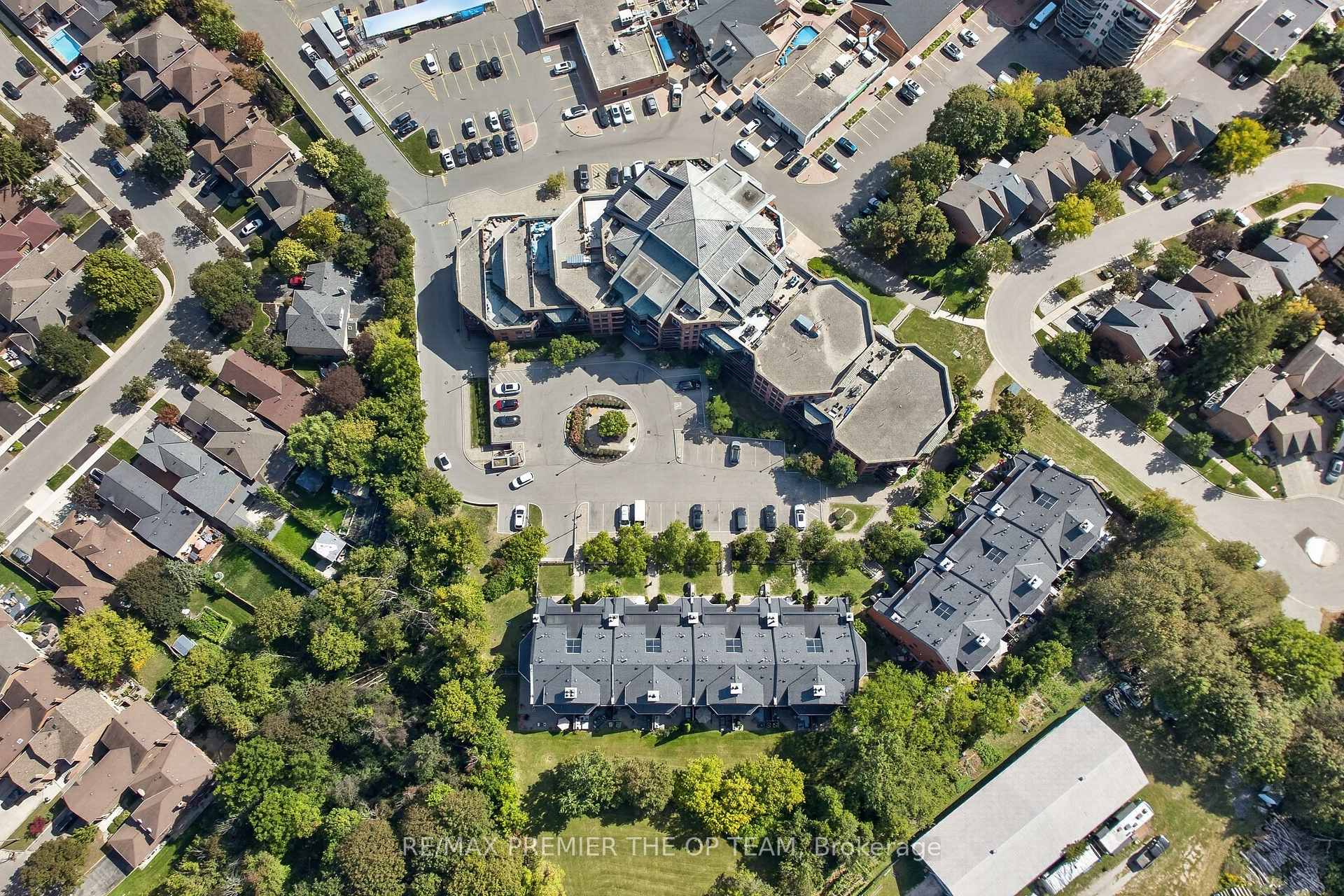Photo 49 of Unit 404, 100 Arbors Lane, Vaughan, West Woodbridge — HOMEH