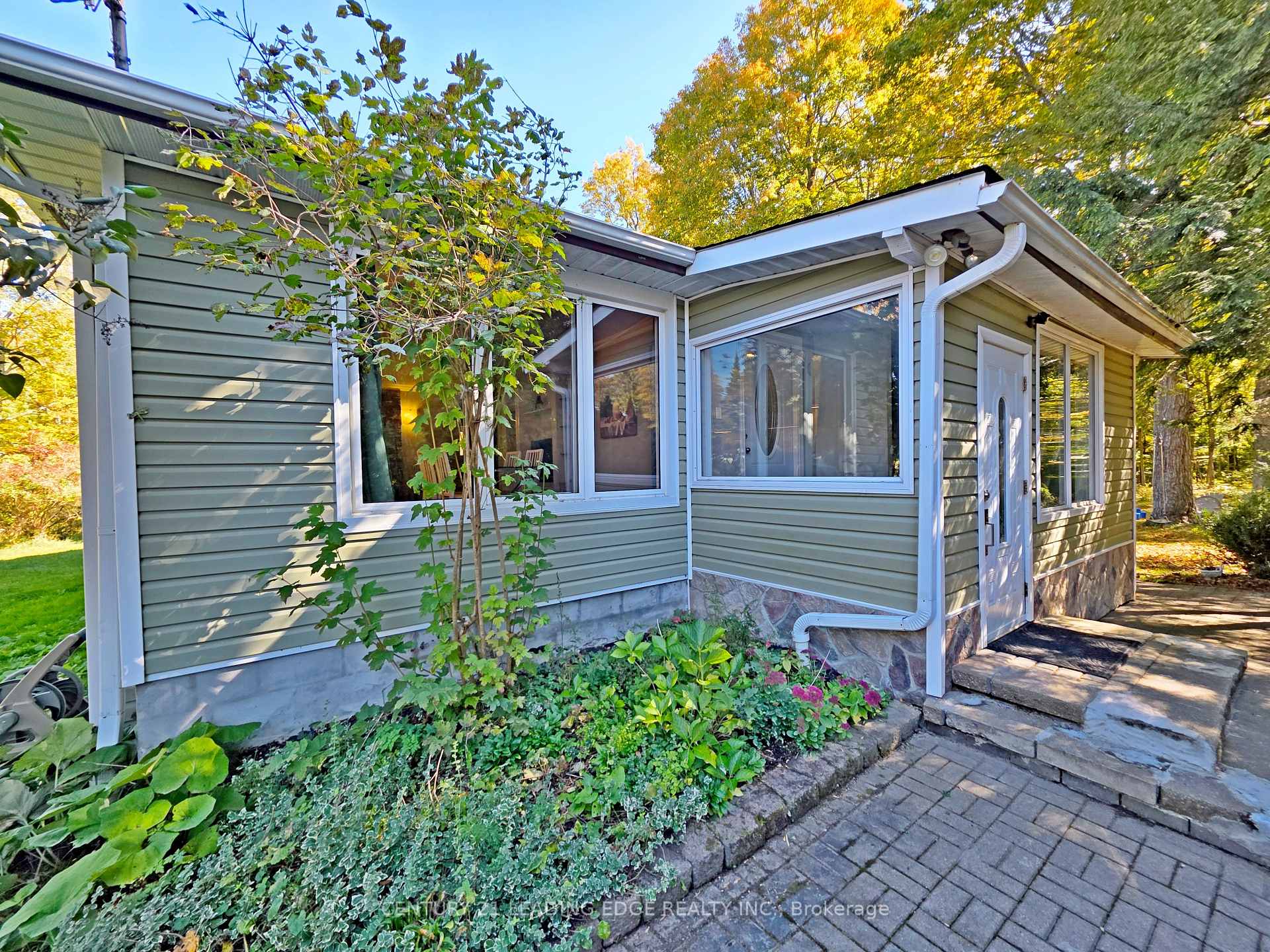 Photo of 11 Brule Lakeway