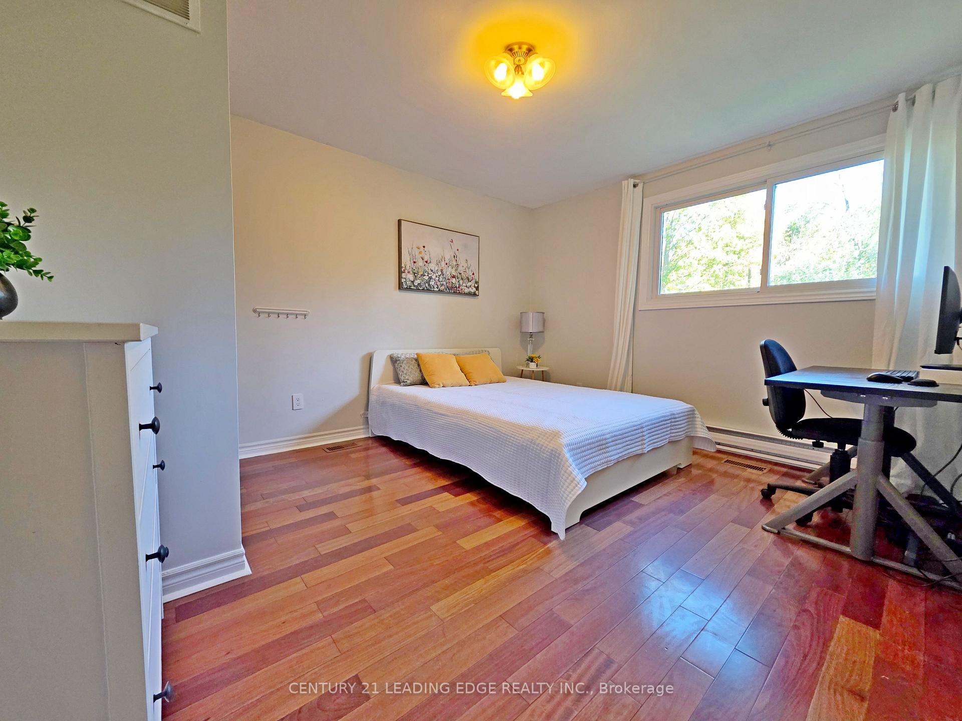 Photo 10 of 11 Brule Lakeway, Georgina, Sutton & Jackson's Point — HOMEH