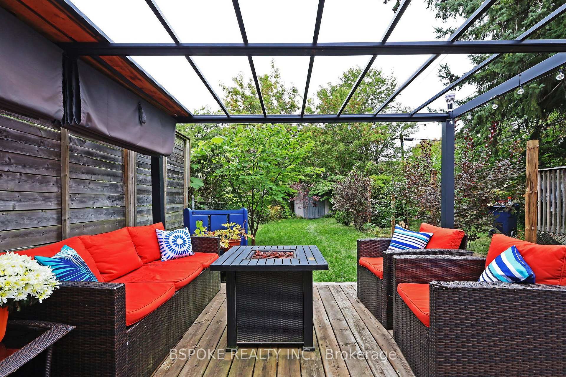 Photo 16 of 546 Main Street, Toronto, Woodbine-Lumsden — HOMEH