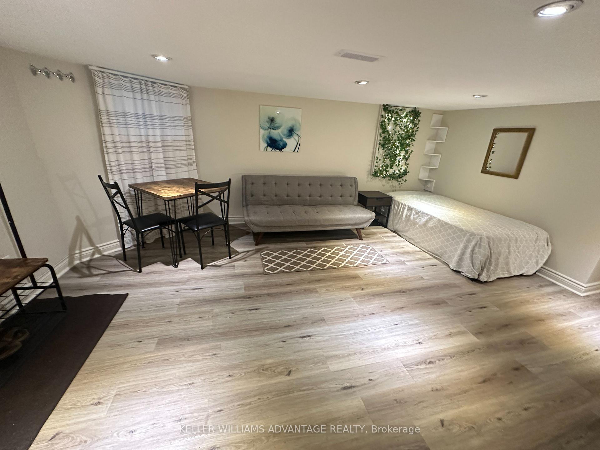 Photo 3 of Unit Lower, 256 Woodbine Avenue, Toronto, The Beaches — HOMEH