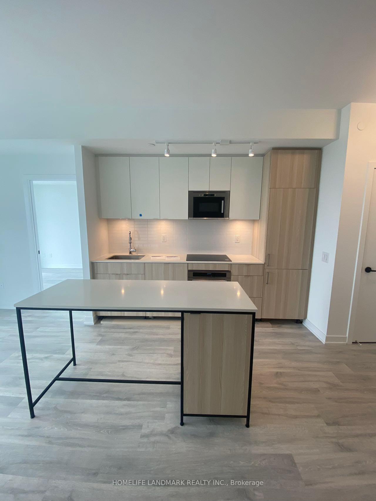 Photo of Unit 1009, 220 Missinnihe Way