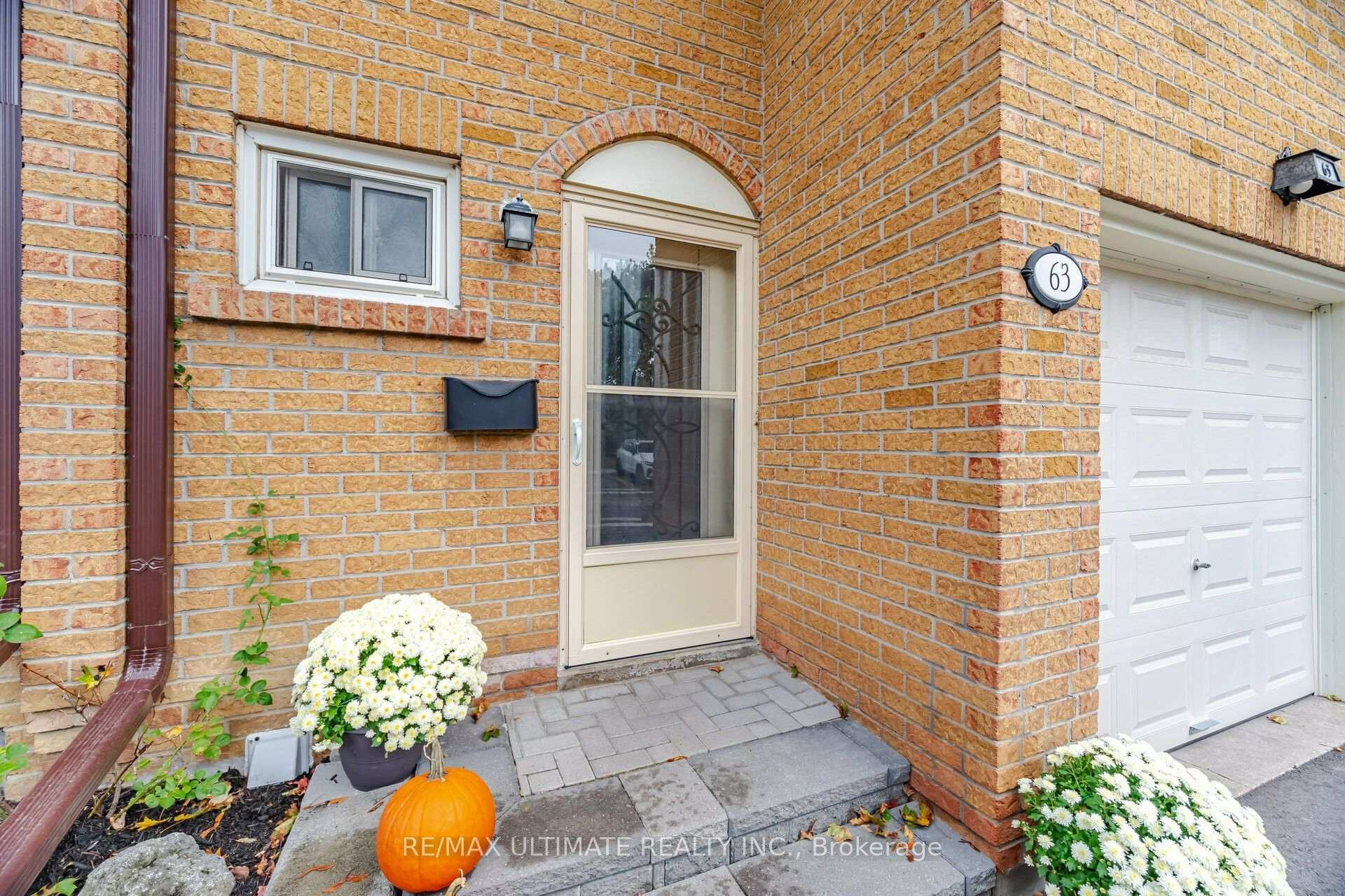 Photo of Unit 63, 2120 Rathburn Road E