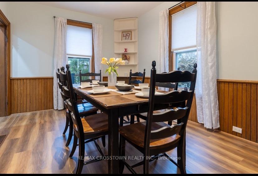 Photo 33 of 49 Park Street, Barrie, Queen's Park — HOMEH