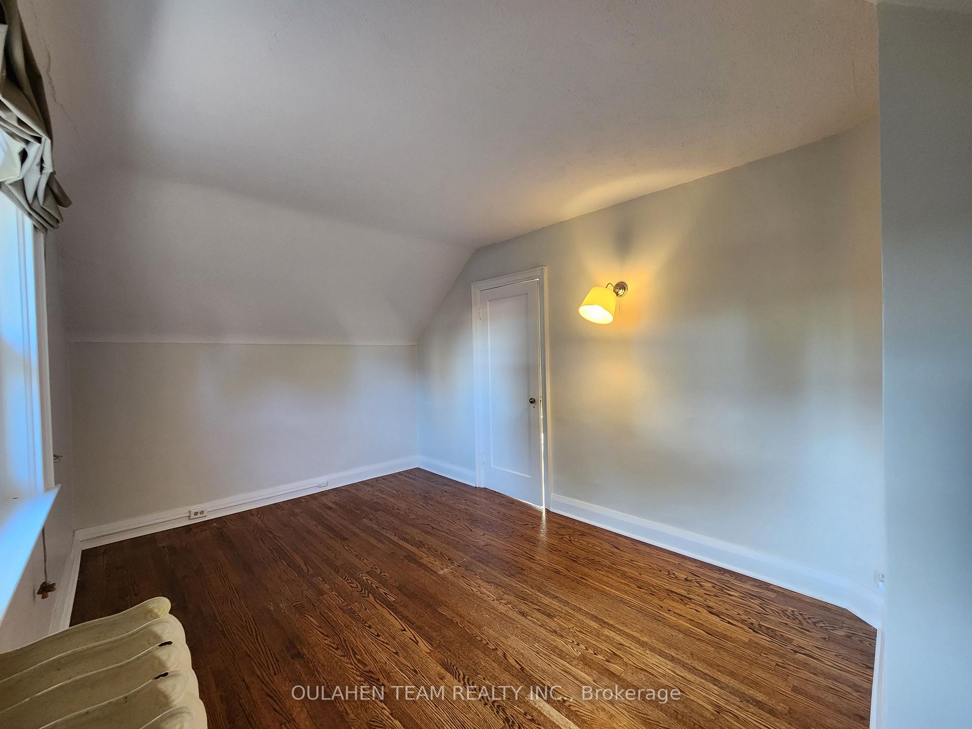 Photo 21 of 43 Glendora Avenue, North York, Willowdale East — HOMEH
