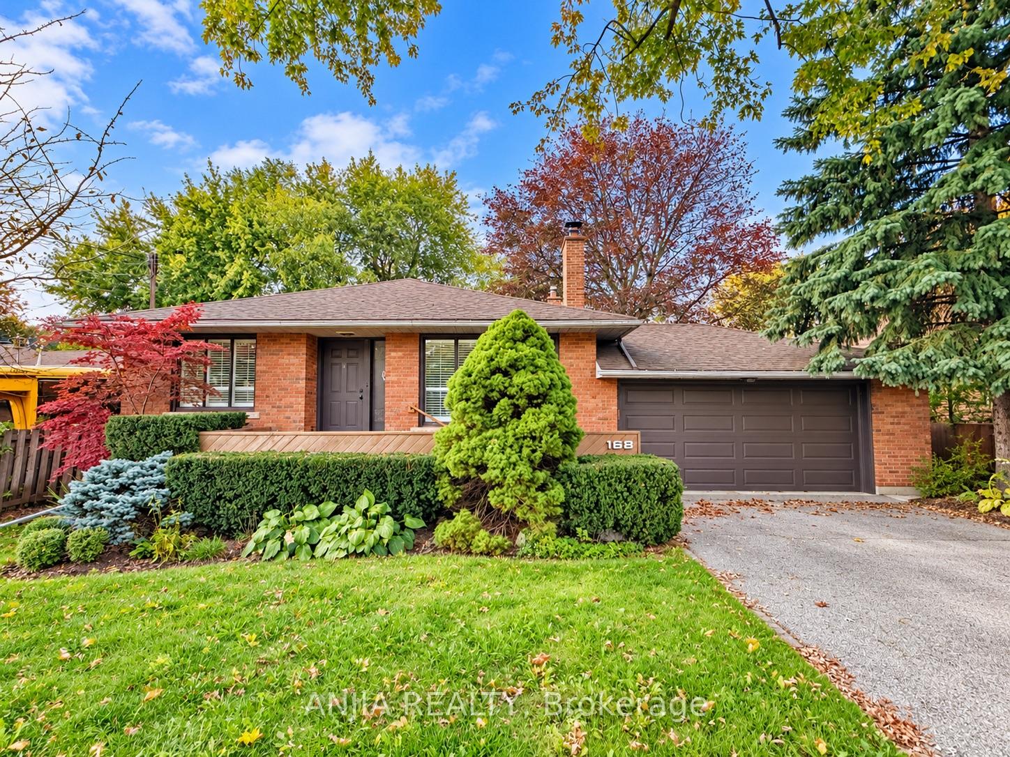 Photo of 168 York Mills Road