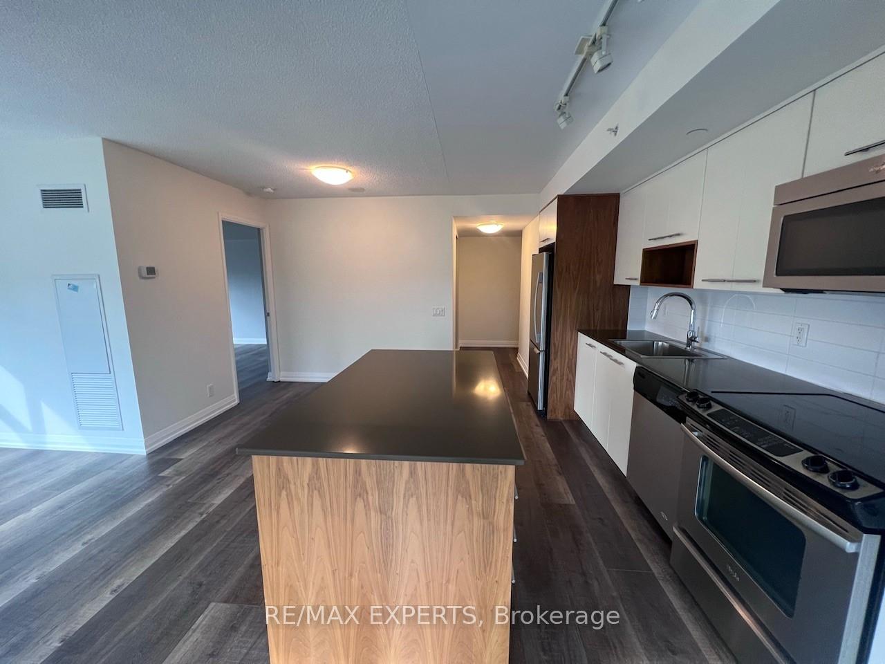 Photo 7 of Unit 1110, 5 Valhalla Inn Road, Etobicoke, Islington-City Centre West — HOMEH