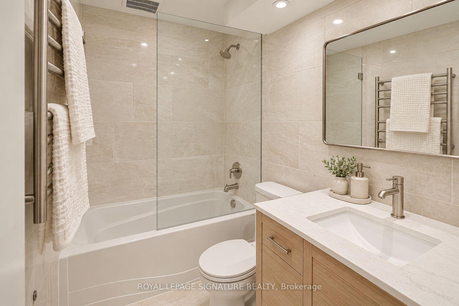 Photo 41 of 45 Fenelon Drive, North York, Parkwoods-Donalda — HOMEH