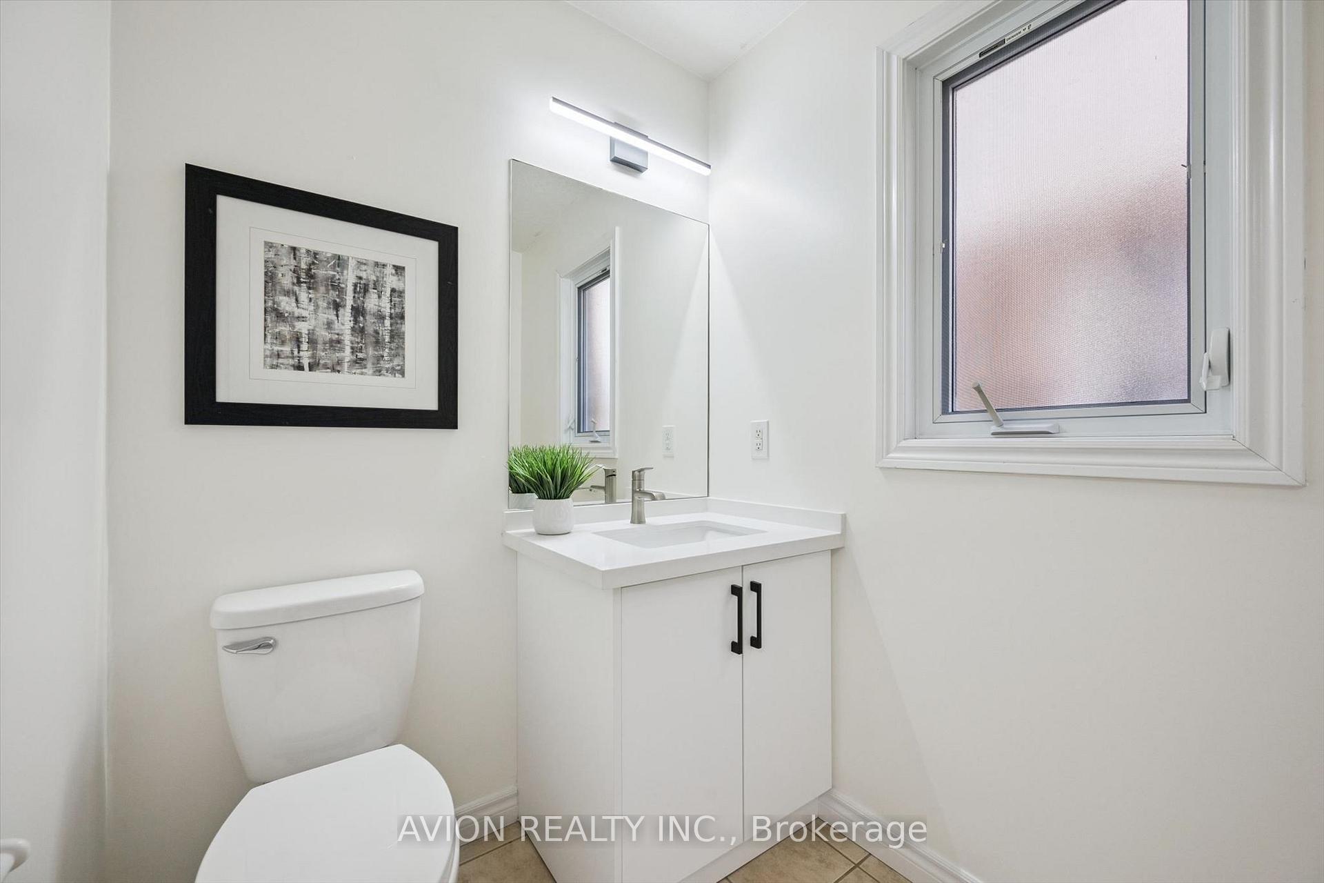 Photo 12 of 206 Buttercup Court, Waterloo, Erbsville/Laurelwood — HOMEH