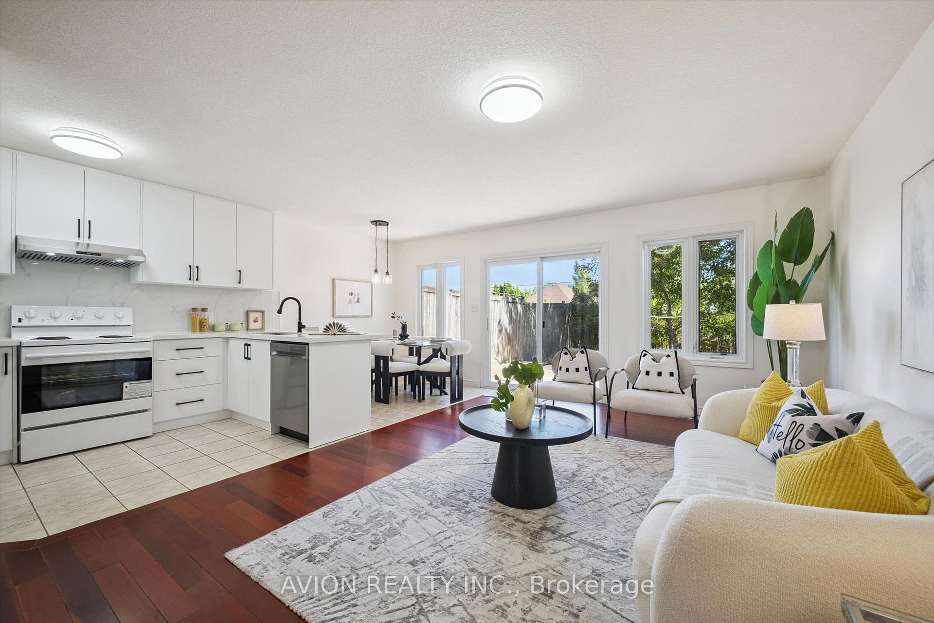 Photo 14 of 206 Buttercup Court, Waterloo, Erbsville/Laurelwood — HOMEH