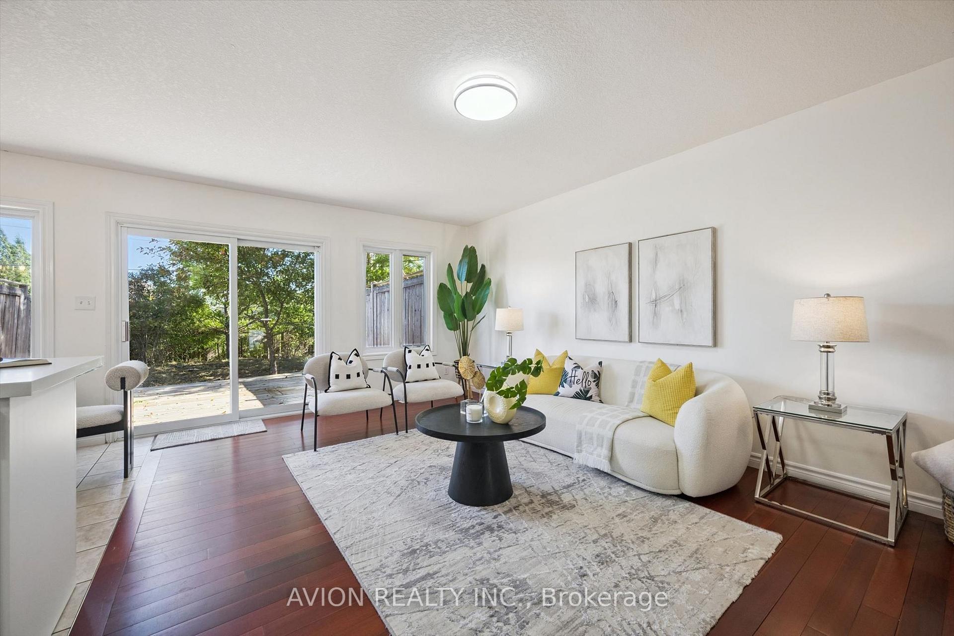 Photo 15 of 206 Buttercup Court, Waterloo, Erbsville/Laurelwood — HOMEH