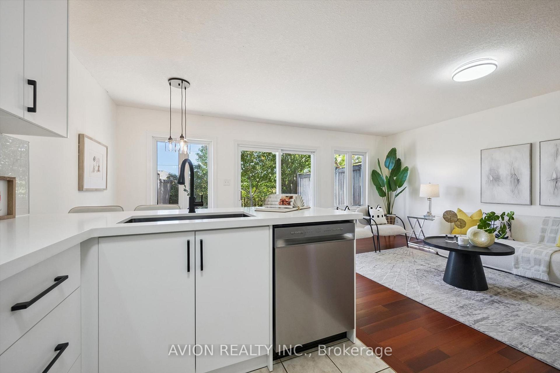 Photo 21 of 206 Buttercup Court, Waterloo, Erbsville/Laurelwood — HOMEH