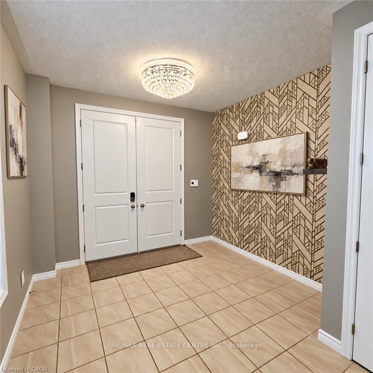 Photo 4 of 26 Strauch Avenue, Waterloo, Beechwood/University — HOMEH
